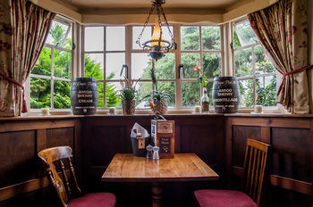 Отель The Red Lion Winfrith Newburgh Экстерьер фото