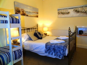 Отель The Red Lion Winfrith Newburgh Экстерьер фото